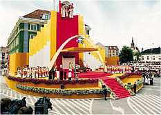 Otarz podczas Mszy w. odprawianej przez w. Jana Pawa II, 4 czerwca 1997 r. w Kaliszu
